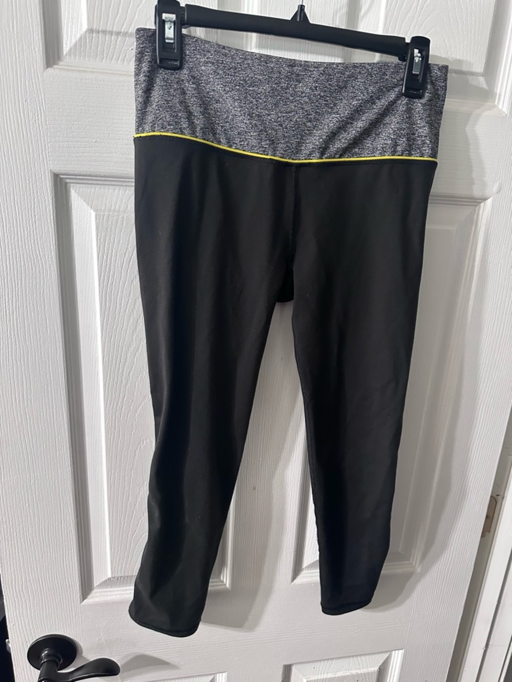 Women’s vs black  Active Leggings with Gray Waistband and Yellow Trim